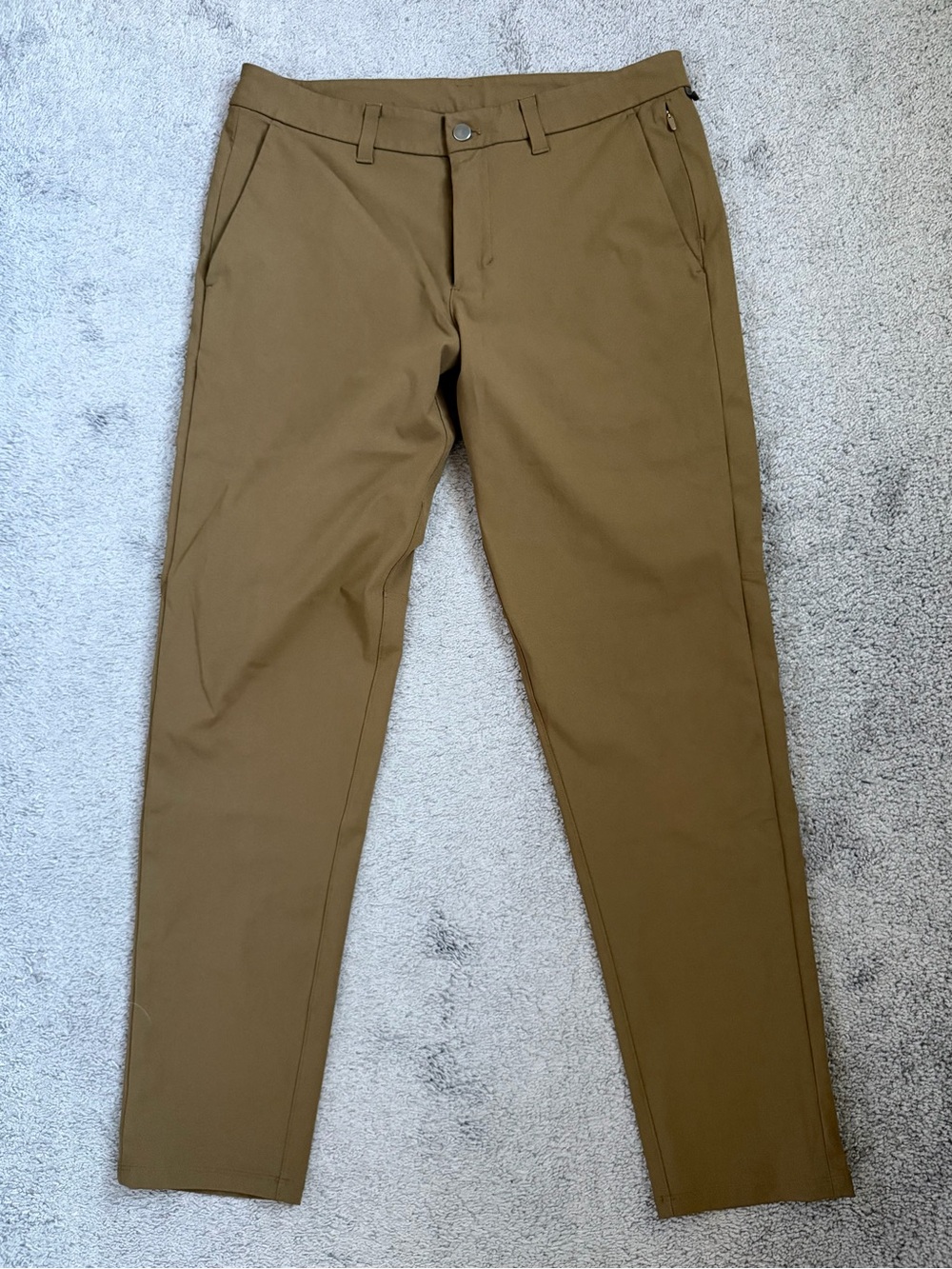 lululemon athletica Men's Khaki Commission Pants